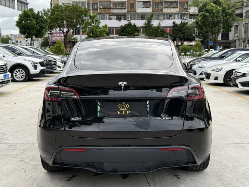 Tesla Model Y 2022 #5 Tesla Model Y 2022 immagine di auto #5