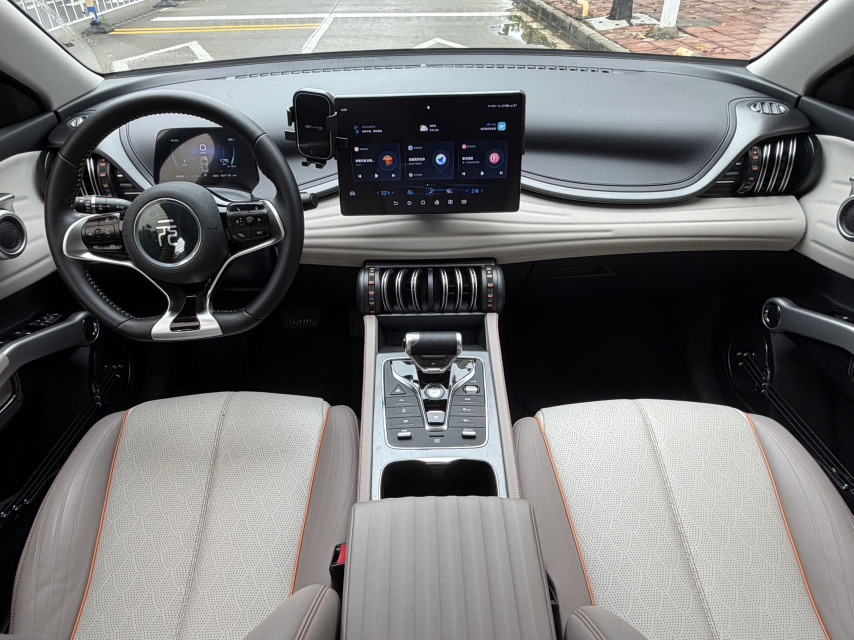 BYD Yuan Plus 2024 #6 BYD Yuan Plus 2024 car image #6