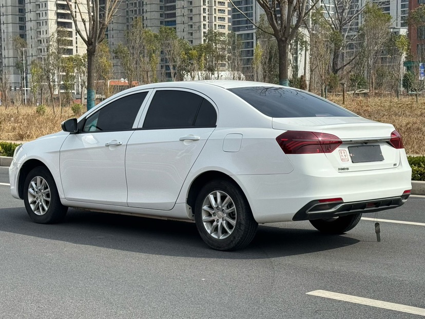 GEELY Emgrand 2020 car image #7