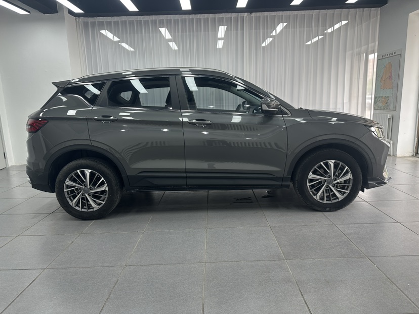 GEELY Coolray 2022 car image #2