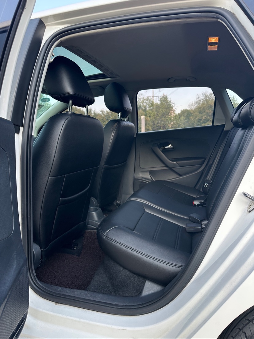 Volkswagen Polo 2017 car image #7