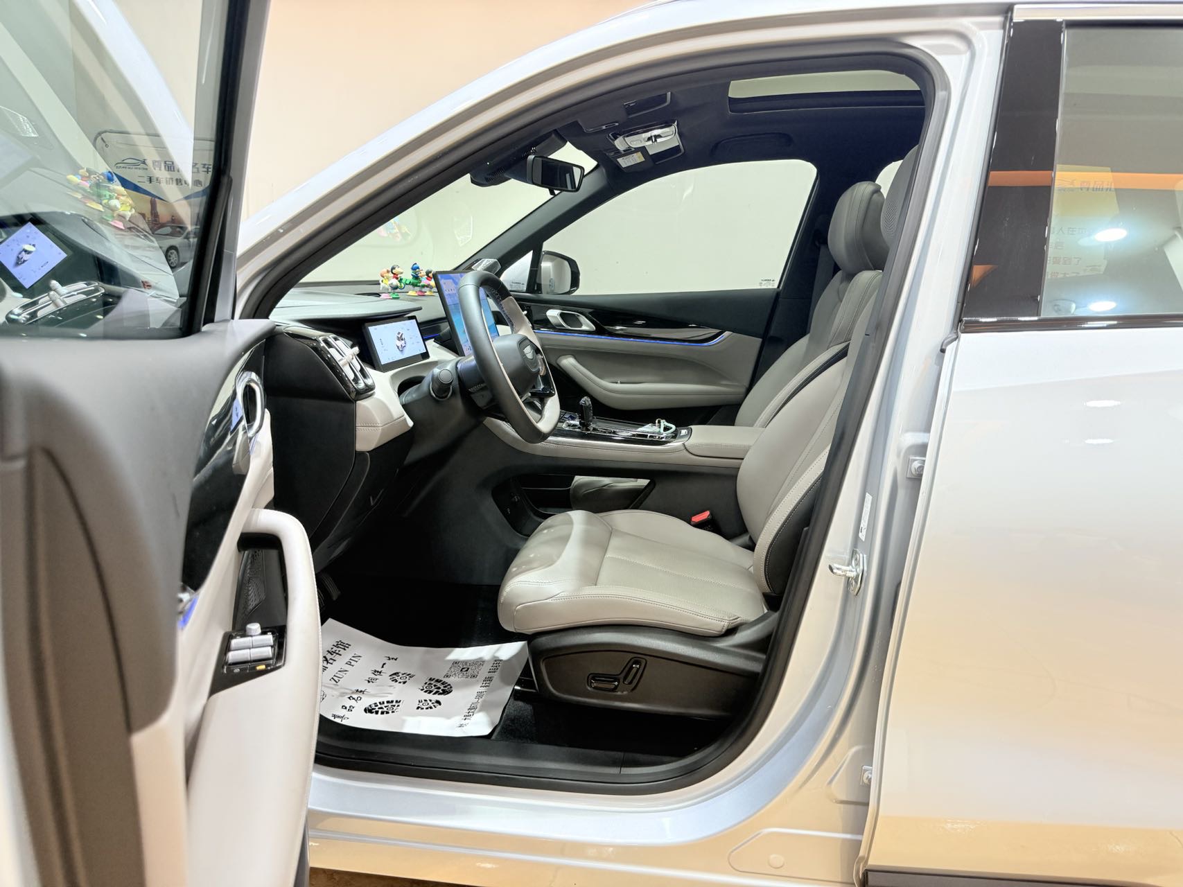 GEELY Boyue L 2025 #9 GEELY Boyue L 2025 изображение автомобиля #9