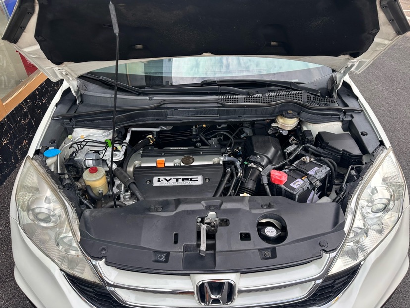 Honda CR-V 2010 car image #2