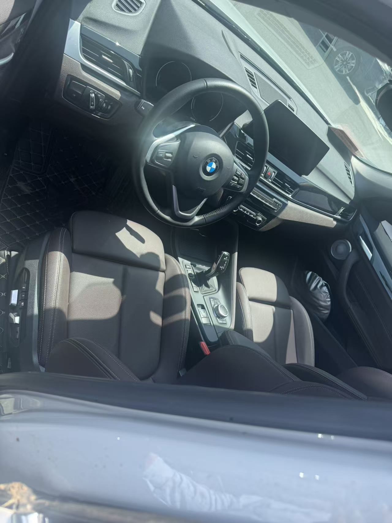 BMW X1 2022 car image #2