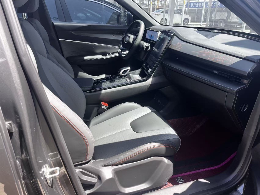 GEELY Boyue 2023 #3 GEELY Boyue 2023 car image #3