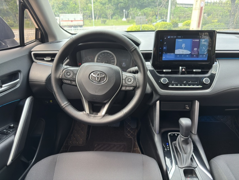 Toyota Corolla Cross 2022 car image #9