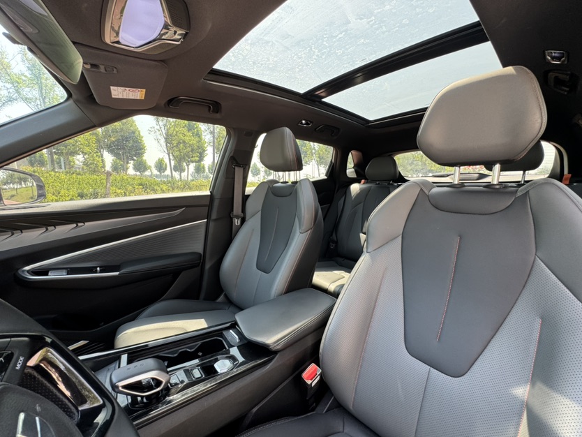 GEELY Boyue 2023 imagem de carro #9