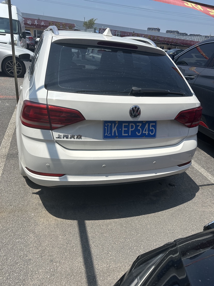 Volkswagen Santana 2016 car image #6