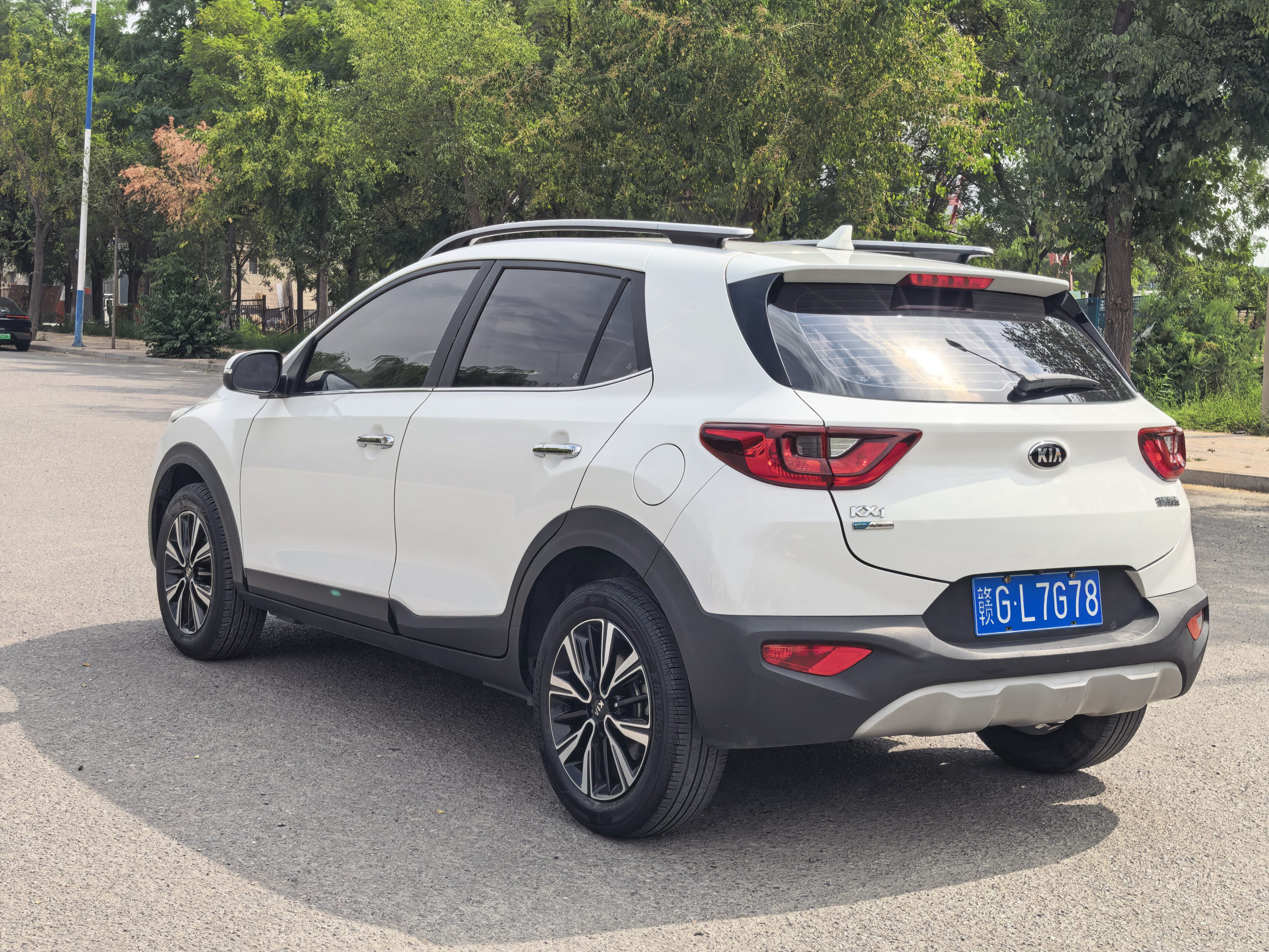 Kia KX1 2020 car image #5