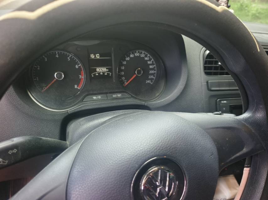 Volkswagen Polo 2016 car image #4