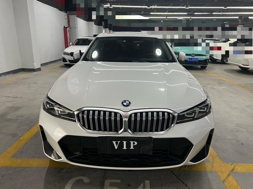 BMW 3 Series 2024 car image #2