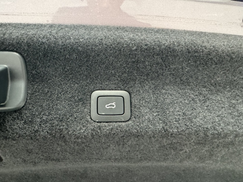 MI SU7 2025 car image #24