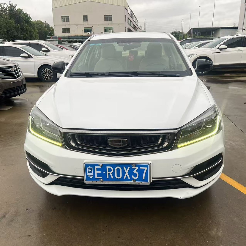 GEELY Emgrand 2019 #2 GEELY Emgrand 2019 car image #2