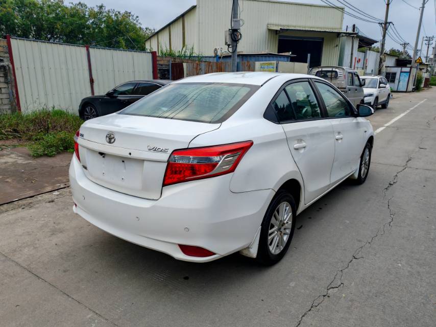 Toyota Vios 2015 car image #6