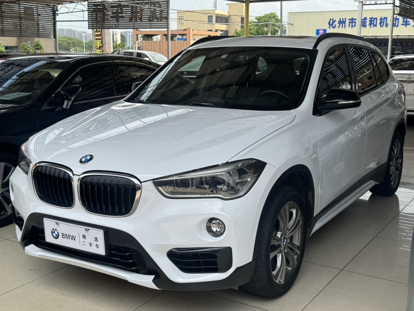 BMW X1 2017 BMW X1 2017 car image