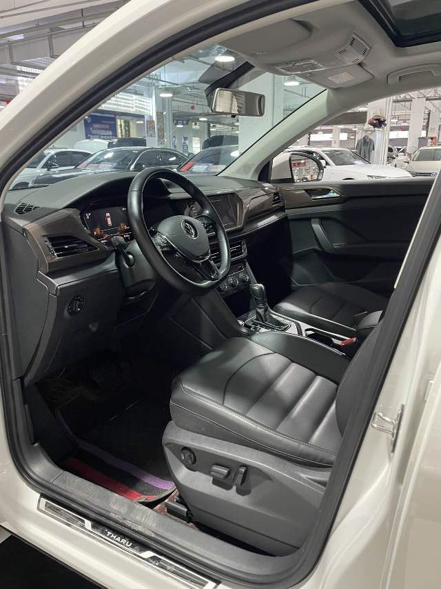 Volkswagen Tharu 2021 car image #9