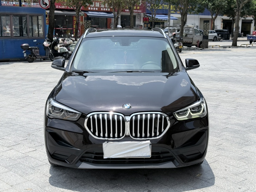 BMW X1 2021 car image #2