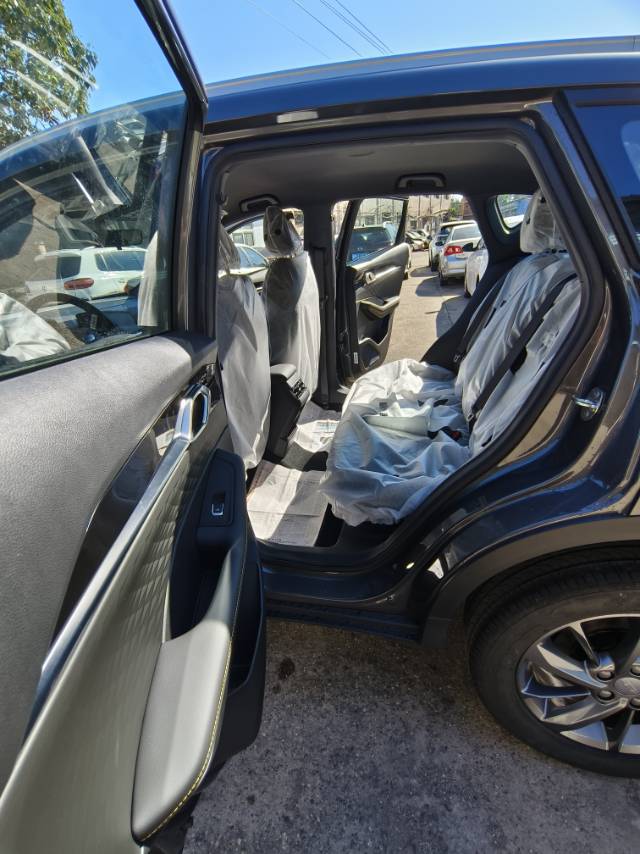 GEELY Coolray 2026 car image #6