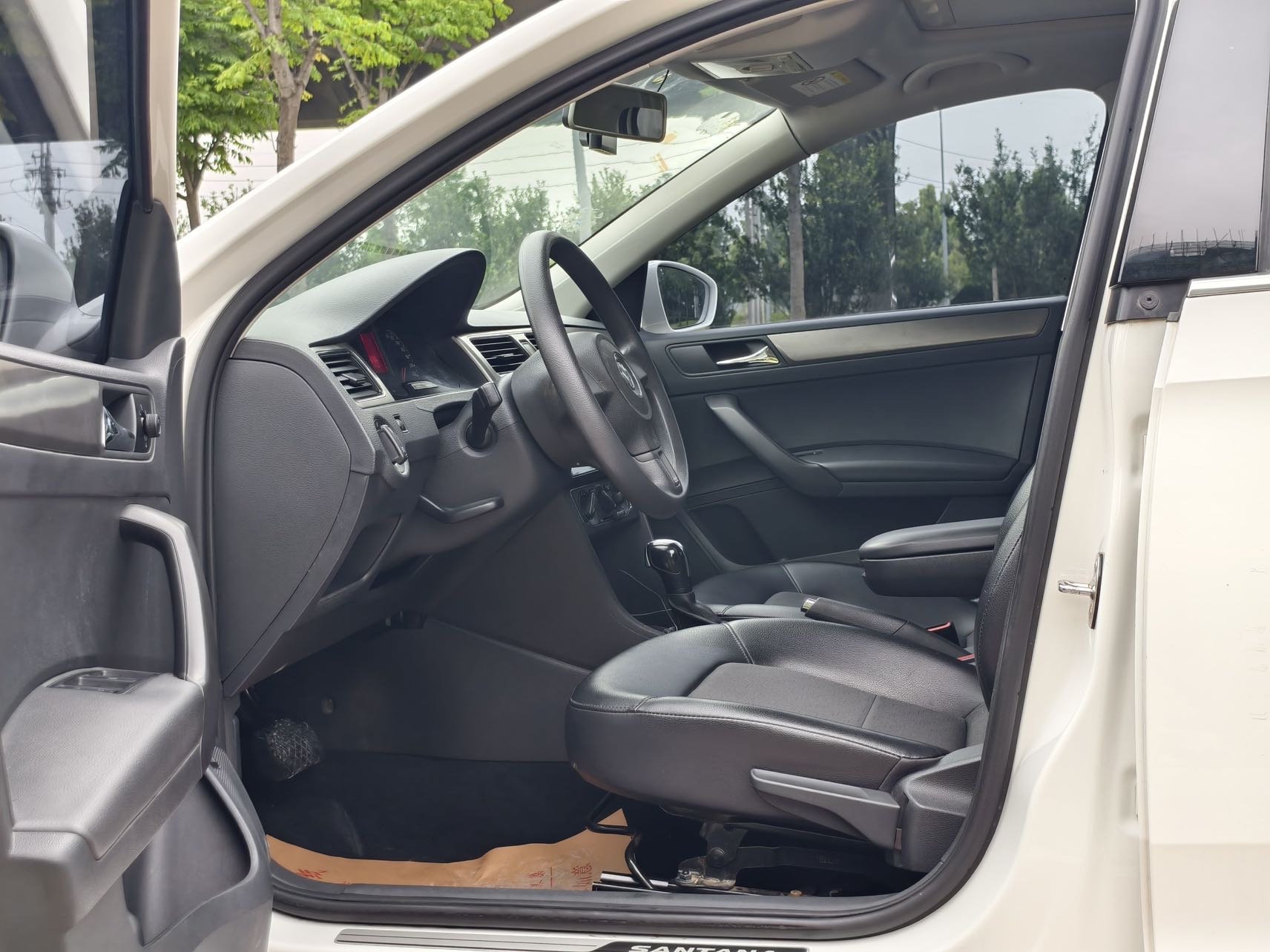 Volkswagen Santana 2016 car image #4