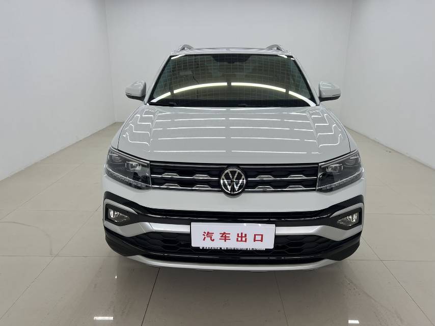 Volkswagen T-Cross 2023 car image #2