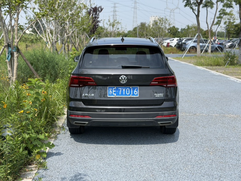 Volkswagen Tharu 2018 car image #12