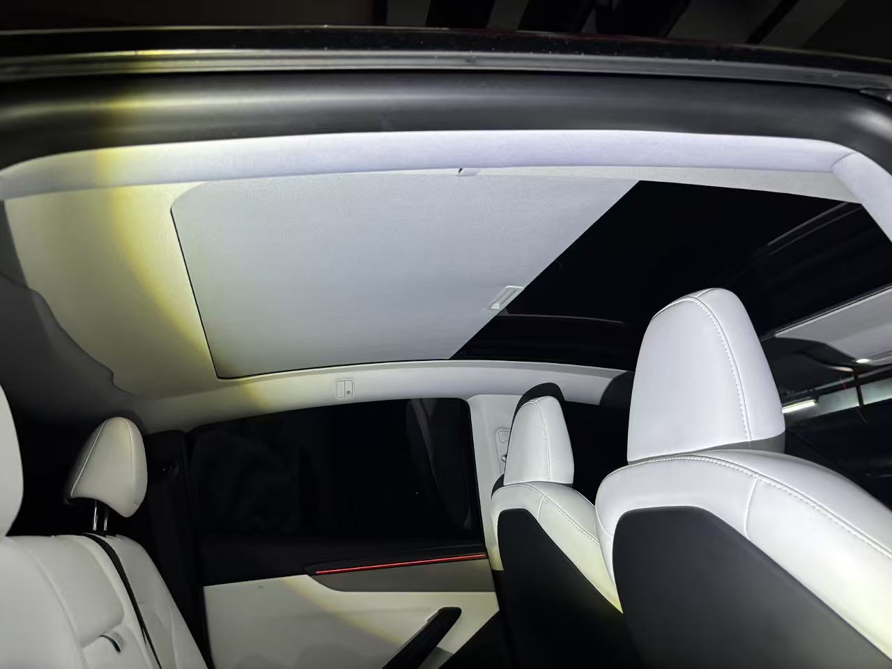 Tesla Model Y 2025 #9 Tesla Model Y 2025 car image #9