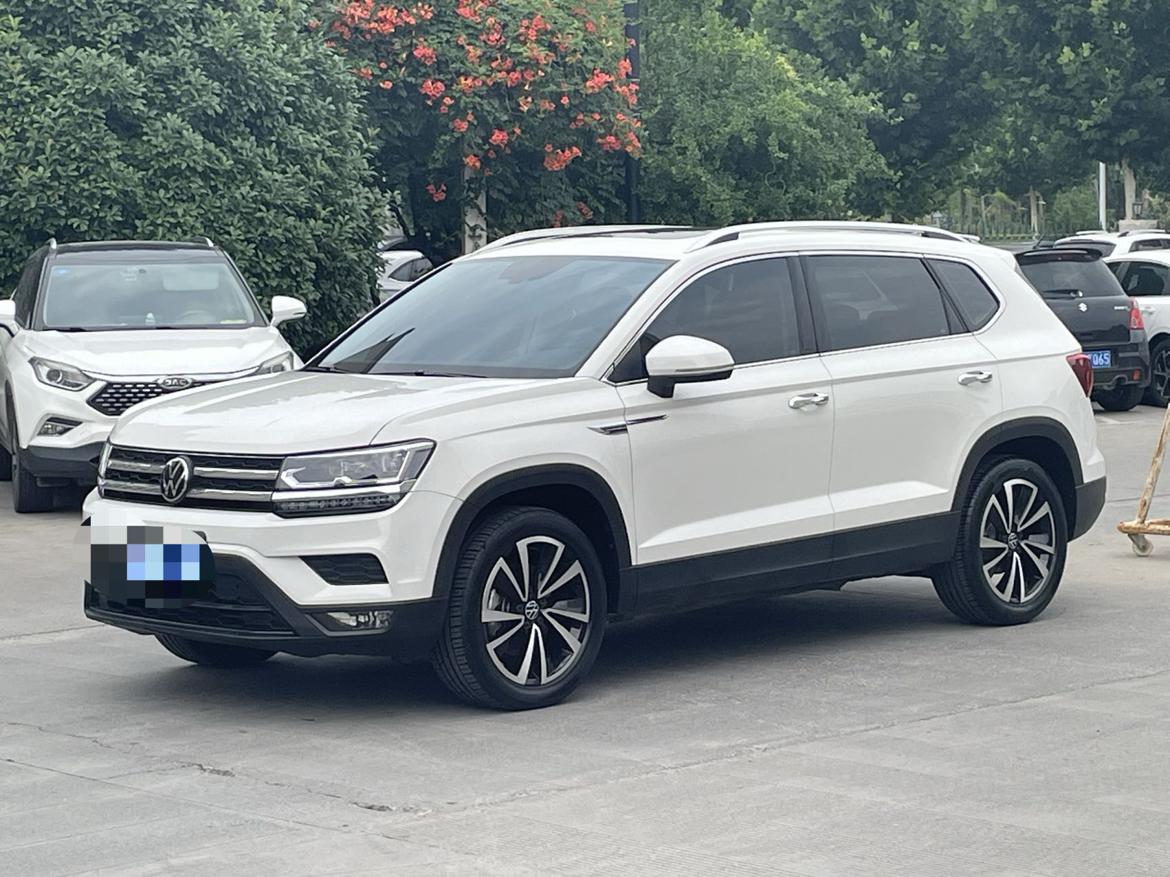 Volkswagen Tharu 2022 car image 