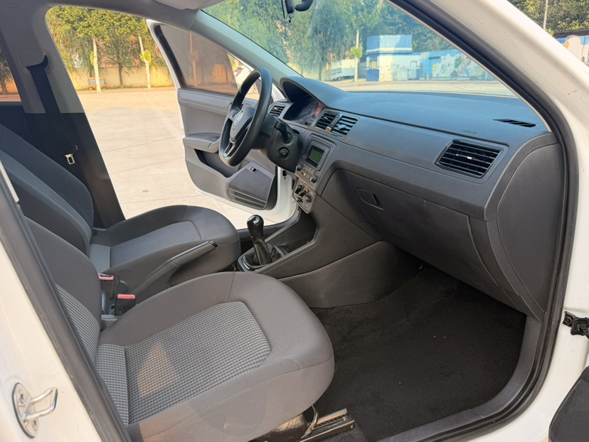 Volkswagen Santana 2021 car image #9