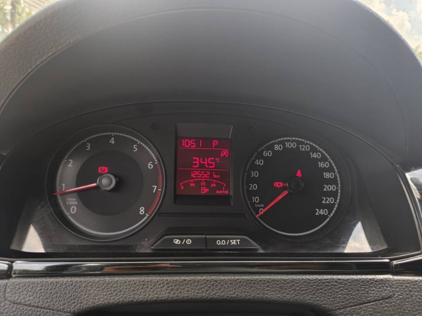 Volkswagen Santana 2018 car image #9