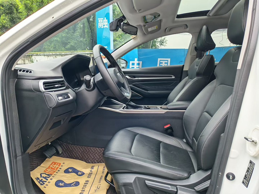 GEELY Emgrand 2024 #5 GEELY Emgrand 2024 imagen de coche #5