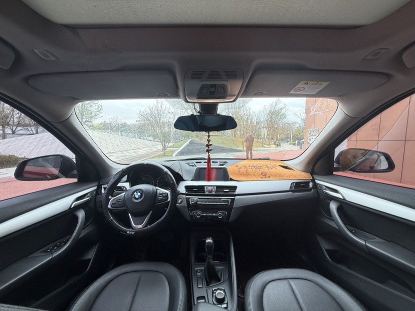 BMW X1 2017 #5 BMW X1 2017 car image #5