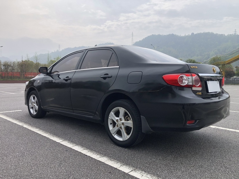 Toyota Corolla 2012 #4 Toyota Corolla 2012 car image #4