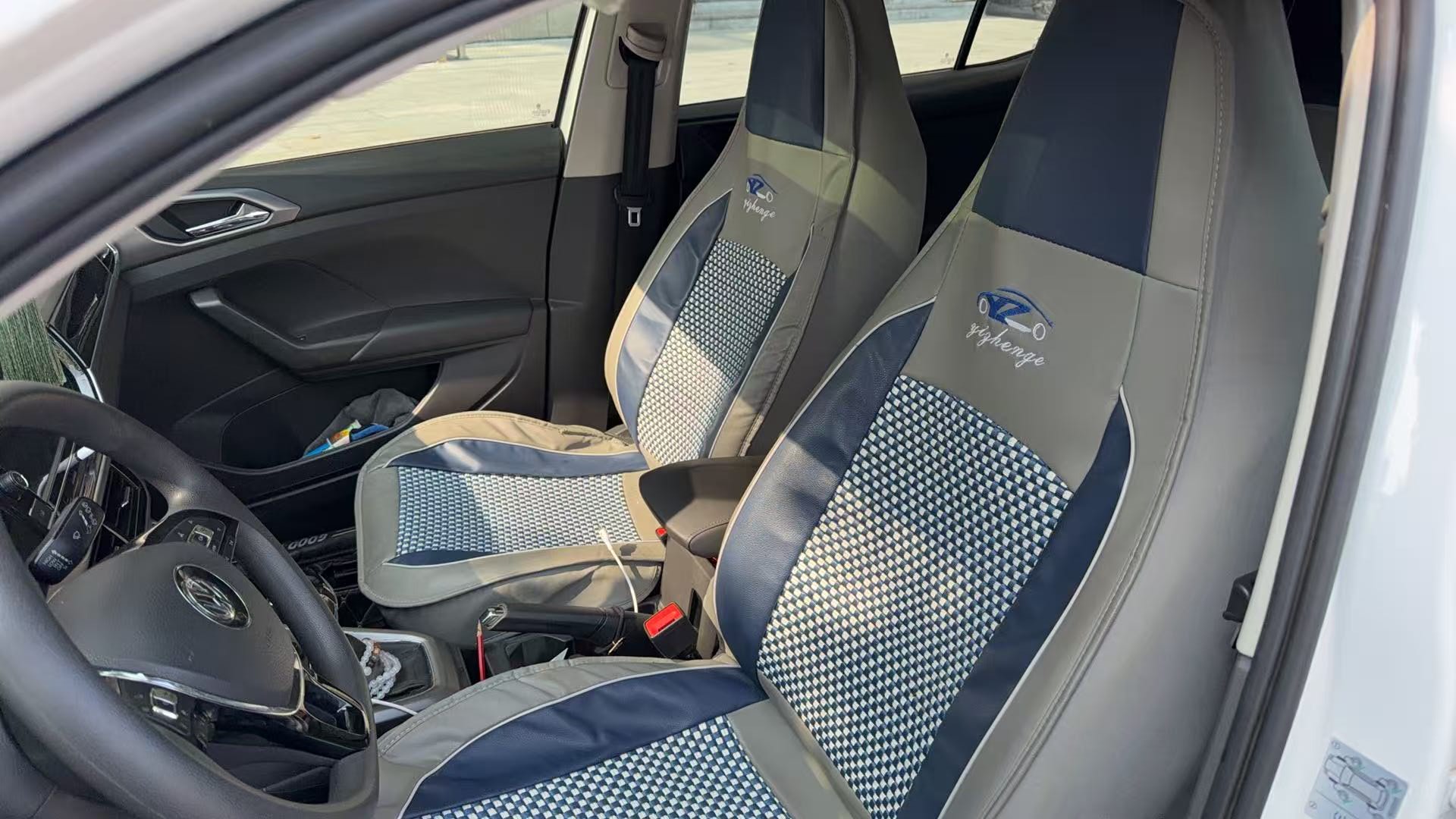Volkswagen T-Cross 2020 car image #5