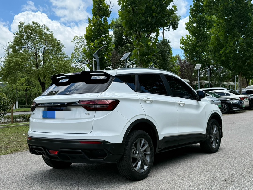 GEELY Coolray 2025 #13 GEELY Coolray 2025 car image #13
