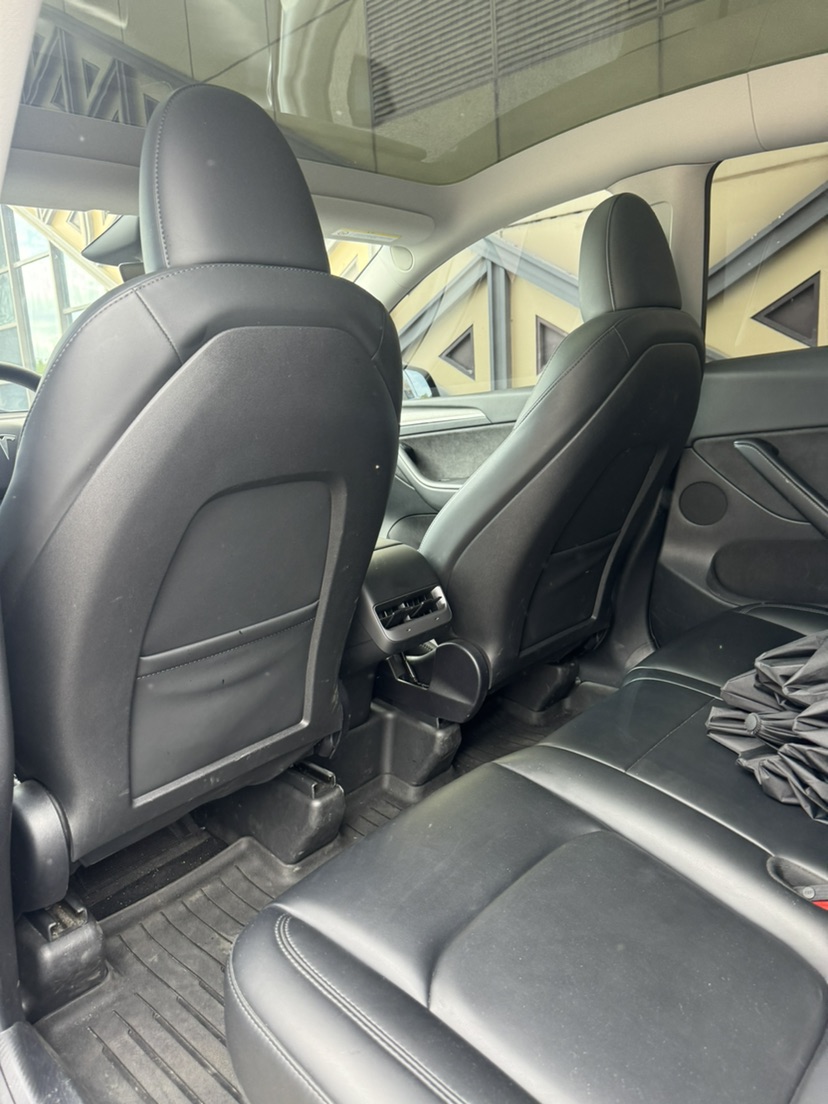 Tesla Model Y 2025 car image #7