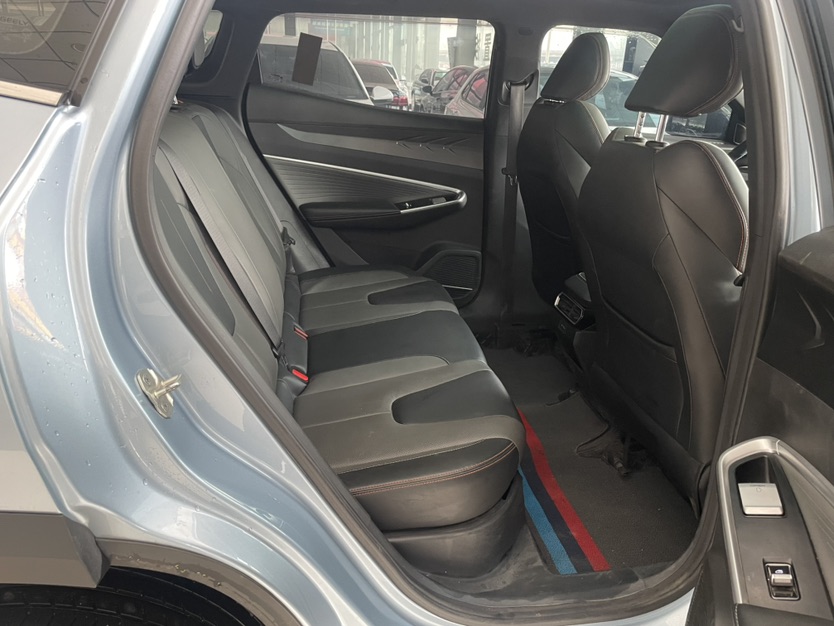 GEELY Boyue 2023 car image #12