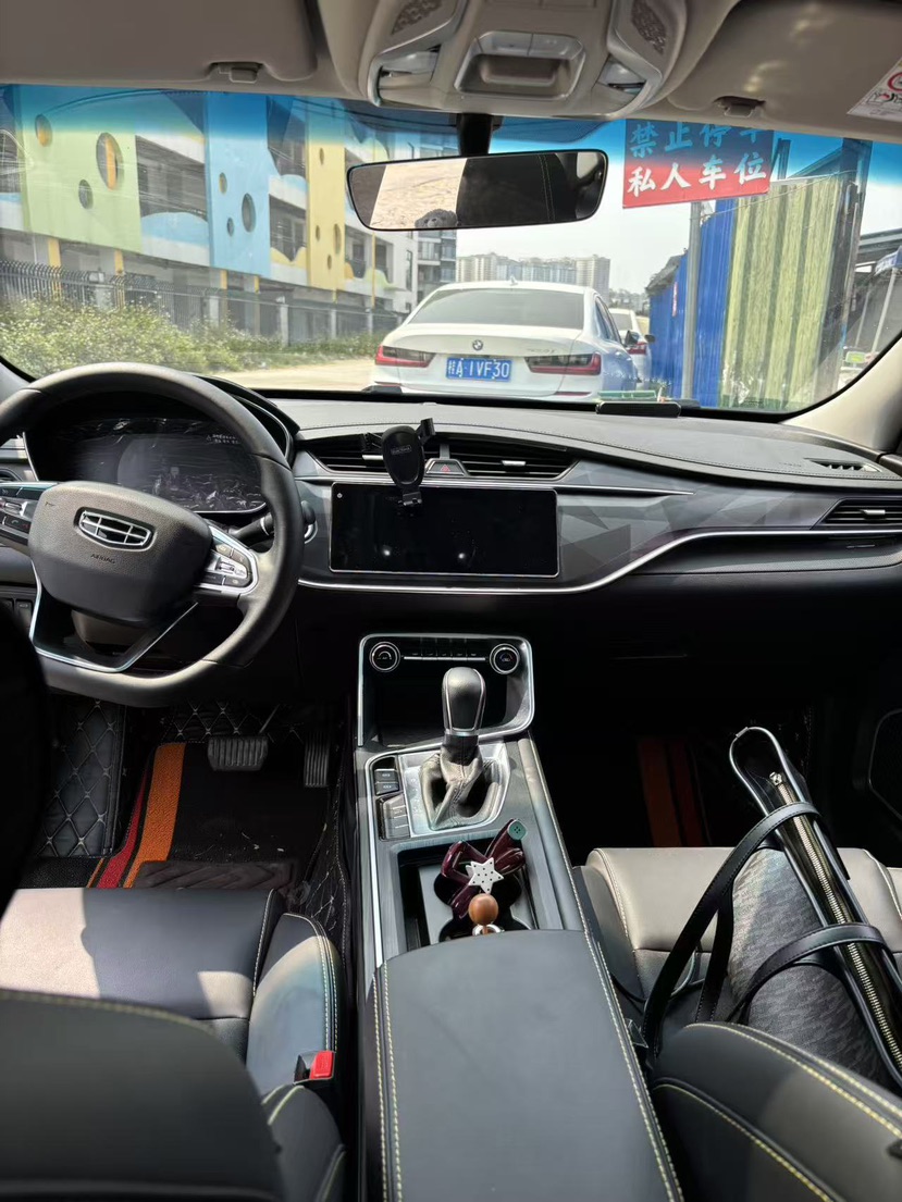 GEELY Binray 2021 car image #16