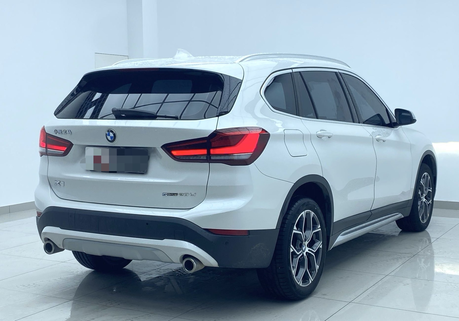 BMW X1 2023 car image #3