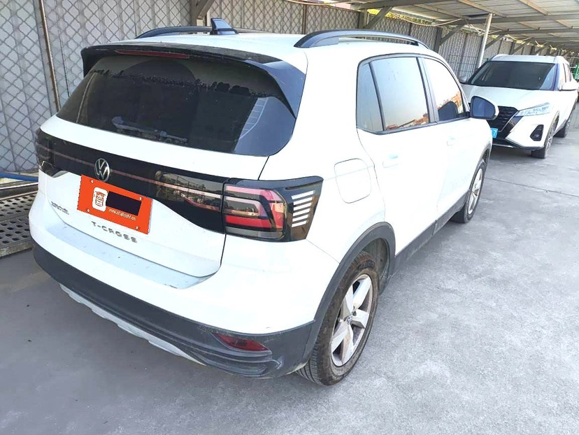 Volkswagen T-Cross 2023 car image #8
