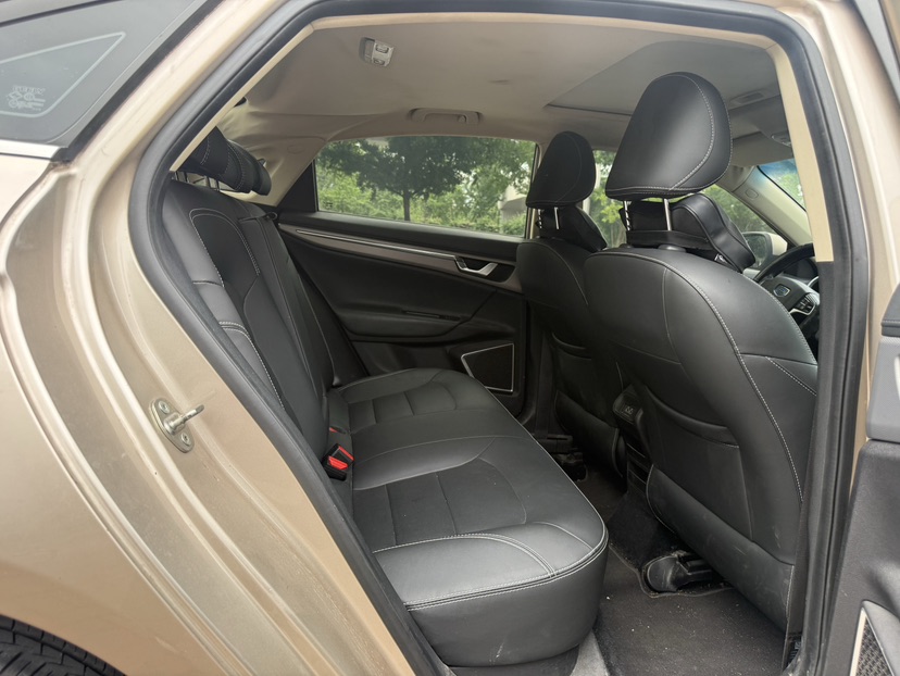 GEELY Emgrand GL 2018 #10 GEELY Emgrand GL 2018 car image #10