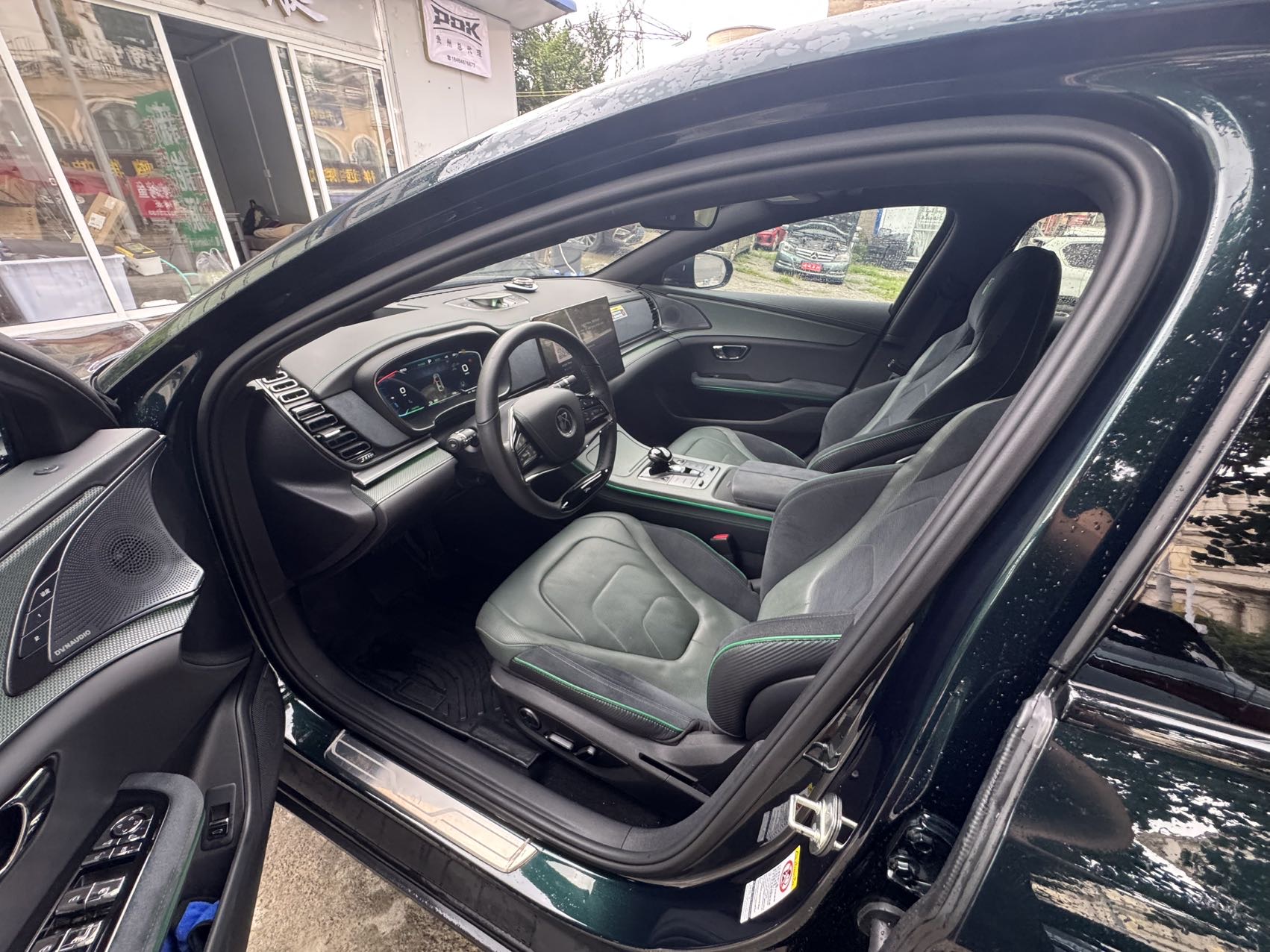 BYD Han 2023 car image #5