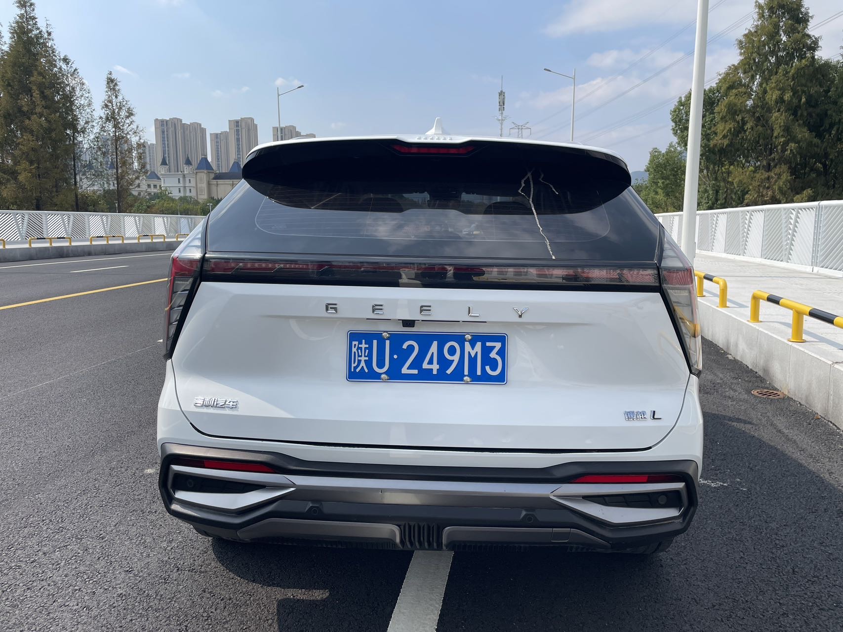 GEELY Boyue L 2023 #8 GEELY Boyue L 2023 car image #8