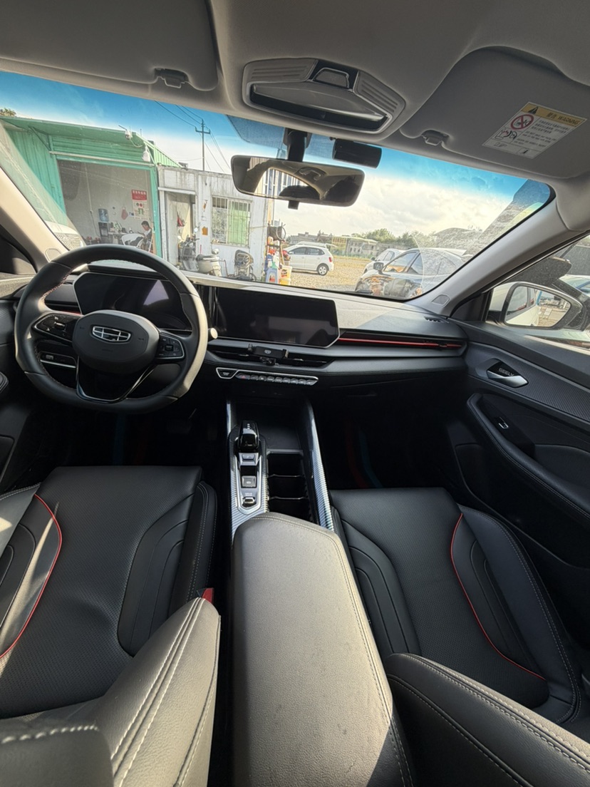 GEELY Binray 2024 immagine di auto #5