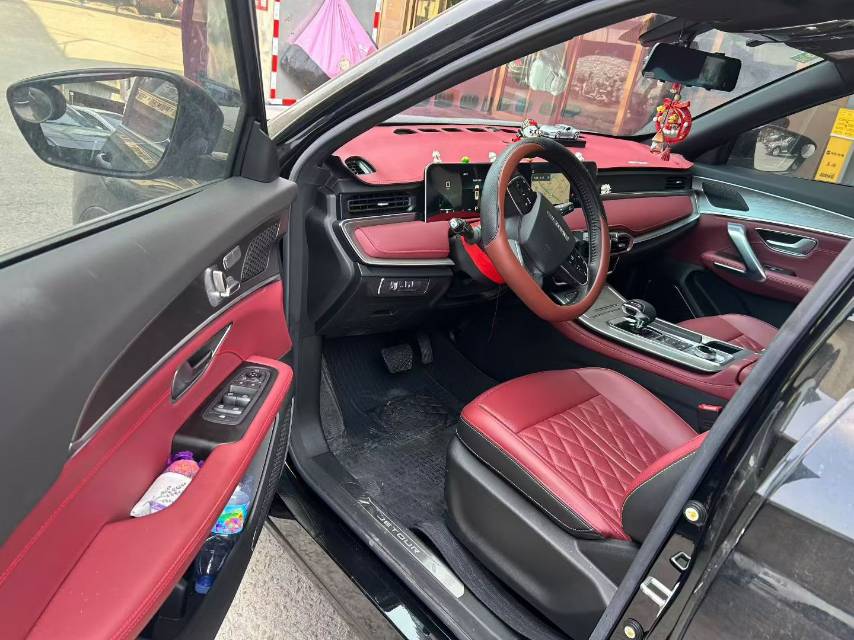 Jetour X70 PLUS 2025 #3 Jetour X70 PLUS 2025 car image #3