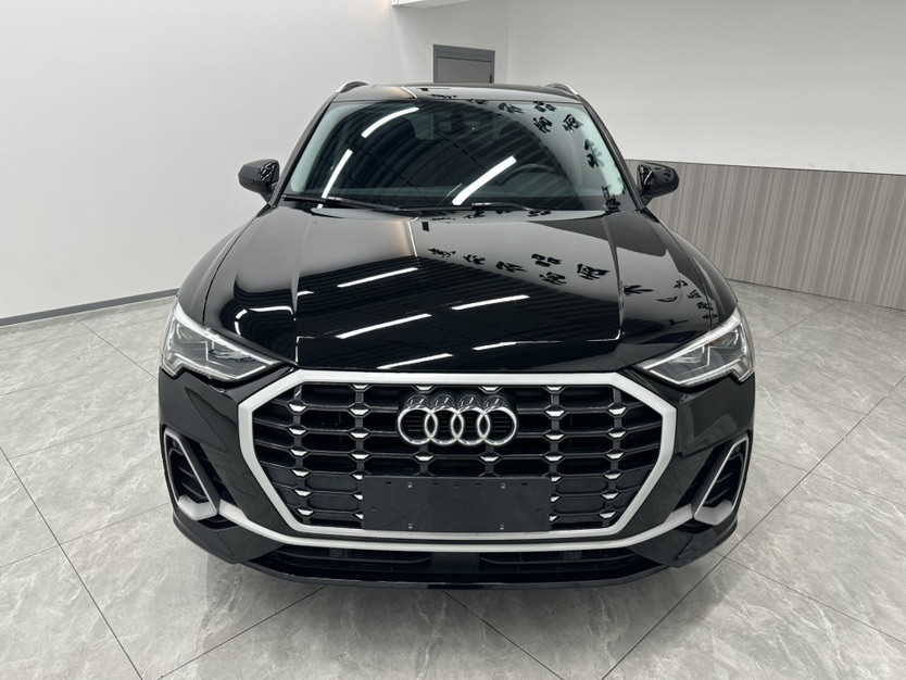 Audi Q3 2022 immagine di auto #2