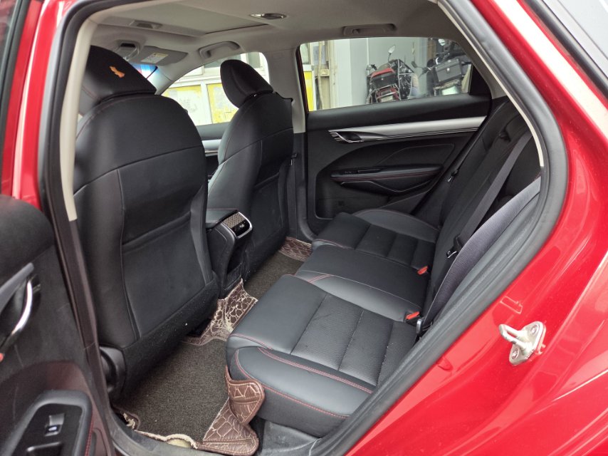 GEELY Binray 2020 car image #3