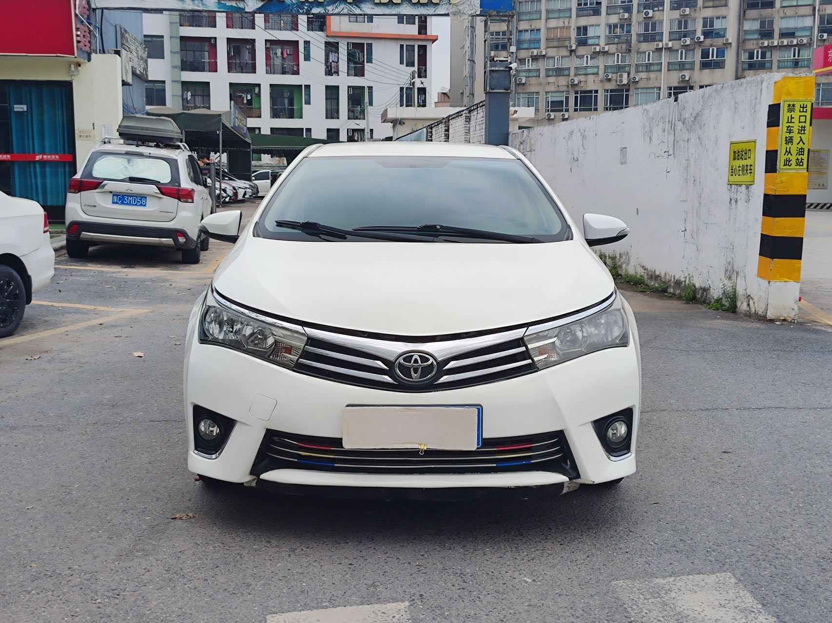 Toyota Corolla 2017 car image #2