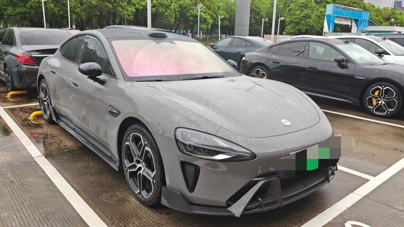 MI SU7 2025 car image #2