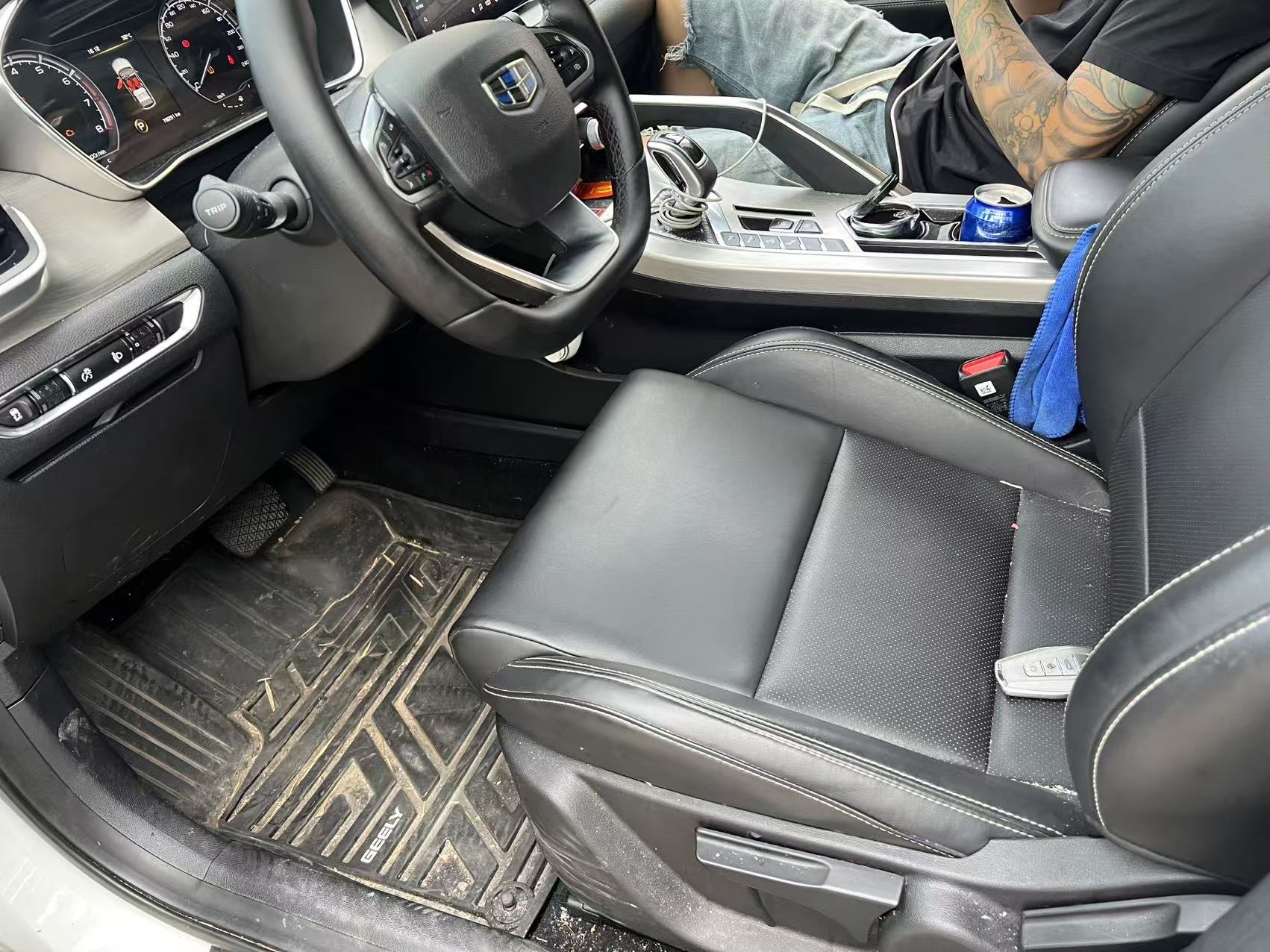 GEELY Coolray 2019 immagine di auto #6