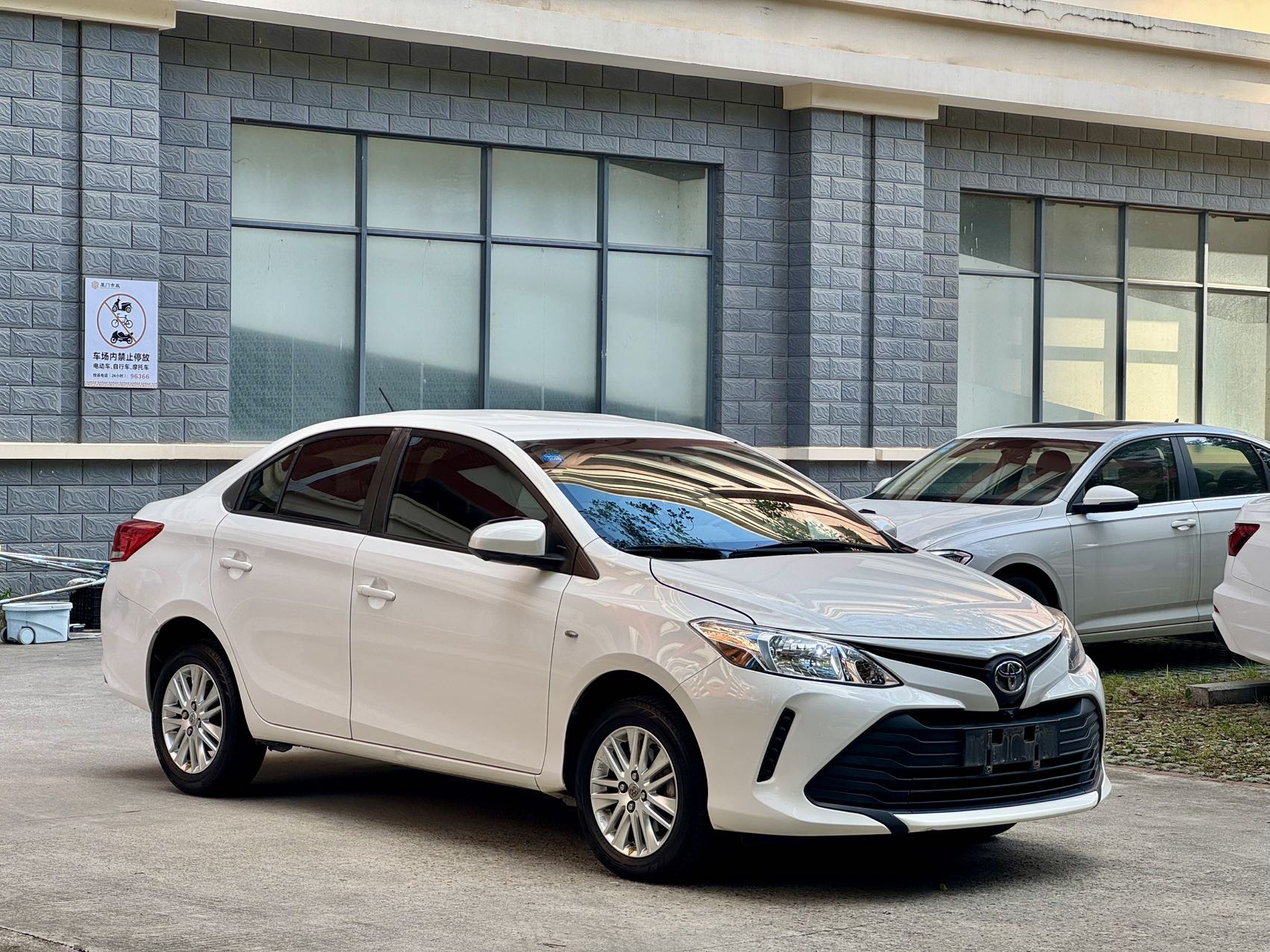 Toyota Vios 2019 #3 Toyota Vios 2019 صورة سيارة #3